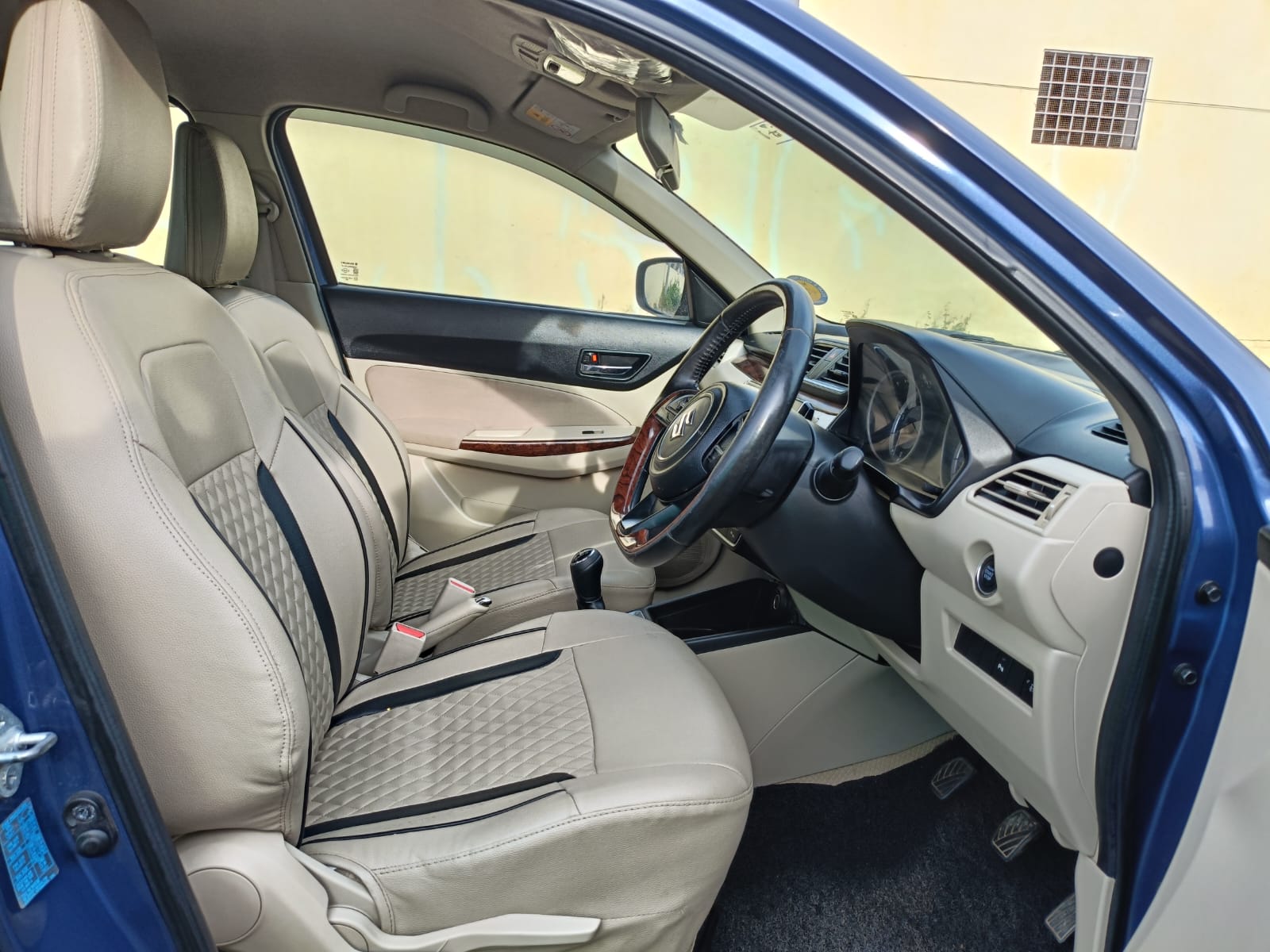 Maruti Suzuki Swift Dzire(2015-2018) 1.2 Zxi Amt Plus